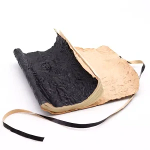 Kožený cestovateľský zápisník 21 × 15 cm – rolovaný cestovný denník