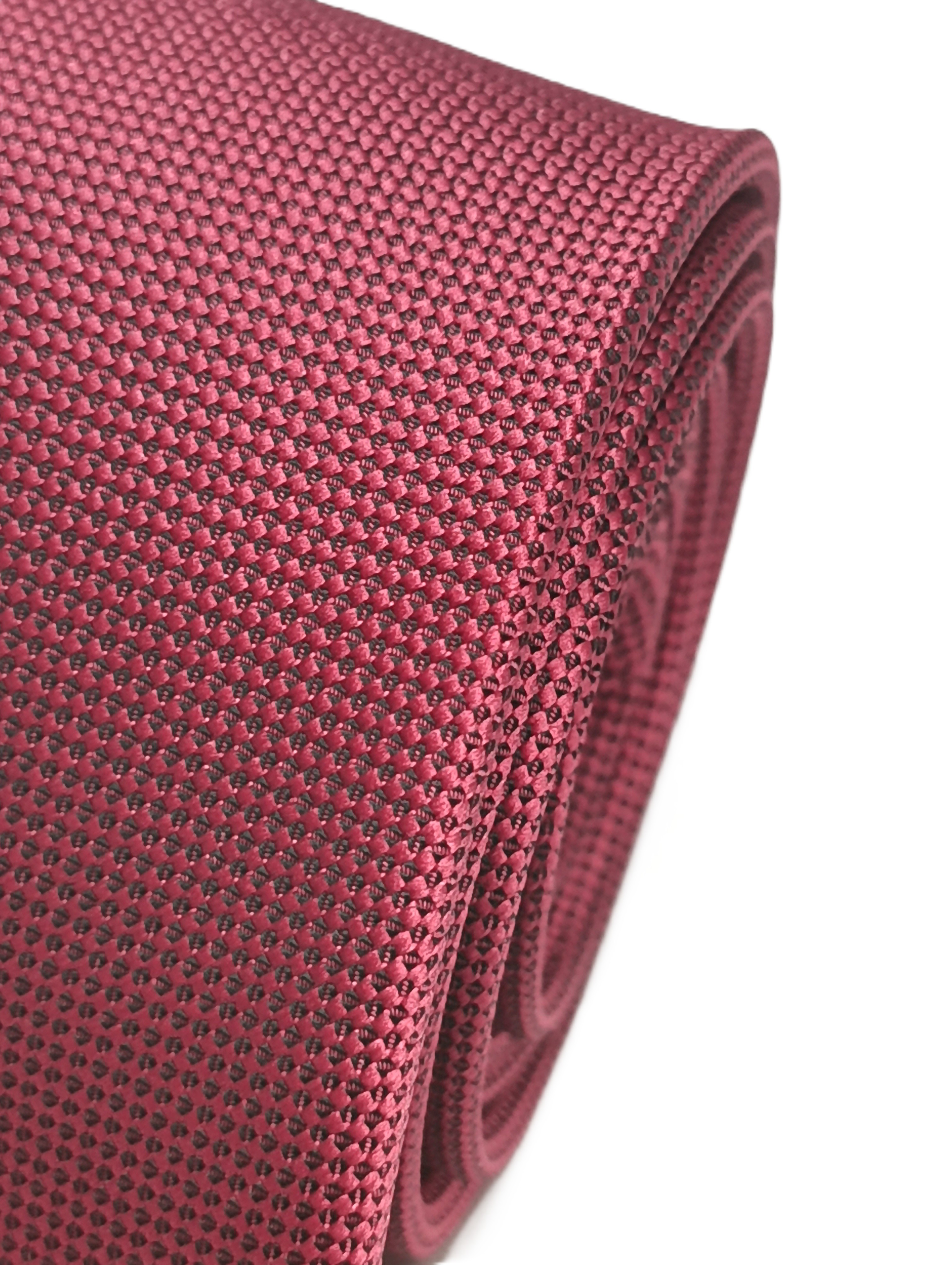 Pánska kravata s vreckovkou z mikrovlákna – výrazná bordová elegancia