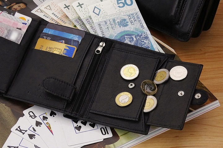 Pánska kožená peňaženka- čierna, s RFID ochranou