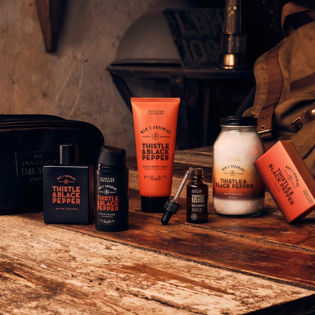 Olej na bradu Scottish Fine Soaps 30 ml – čierne korenie, ostropestrec a jojobový olej